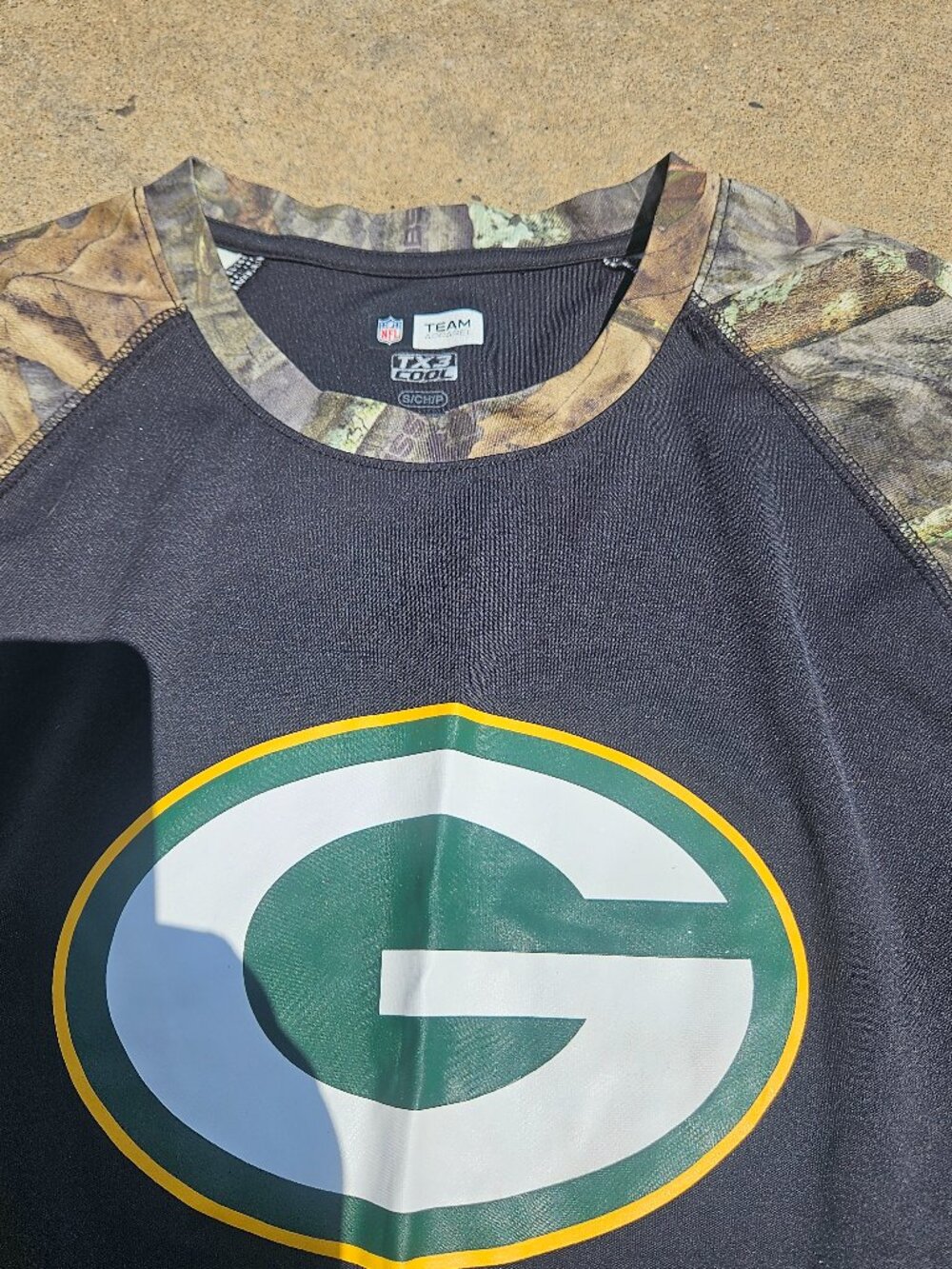 Green Bay Packers Adult Small, Camo long sleeve dri-fit shirt